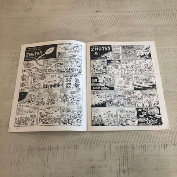 Rare, vintage 1990 The Awful Green Things from Outer Space (5th Edition) - Picture 7 of 11